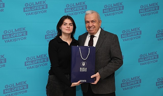 Başkan Şadi Özdemir gençleri ağırladı