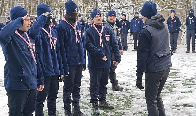 Kartepe ve Kocaeli İzcileri 2025 Mahalli Kış Kampı’nda Buluştu