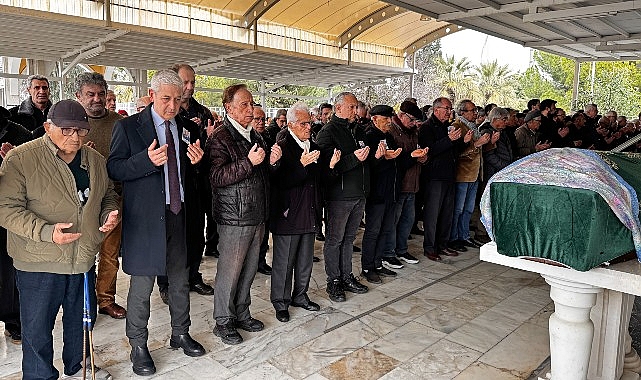 Duayen Gazeteci Ömür Olgundemir Son Yolculuğuna Uğurlandı