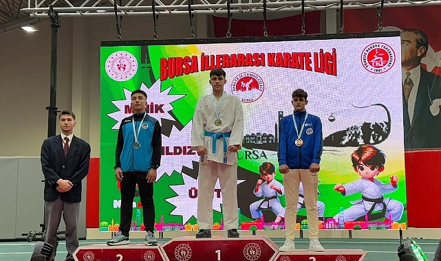 Geyveli Karateciler’den Bir Şampiyonluk, Bir İkincilik