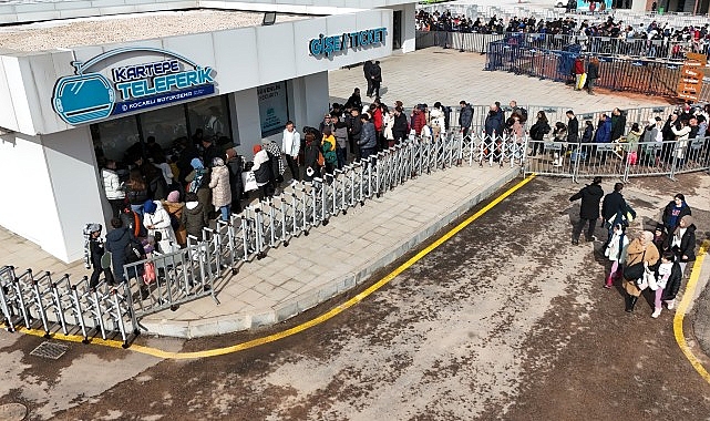 Kocaelililer KARFEST’e akın ediyor