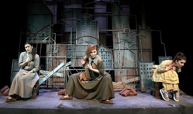 Şehrin Tiyatrosu Eyüpsultan ve Ataşehir’de