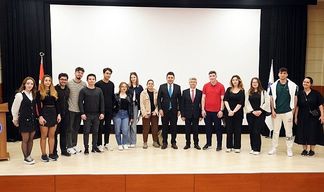 Bakan Yardımcısı Boyraz, ‘Türkiye Yüzyılında Ulaştırma Vizyonu’nu anlattı