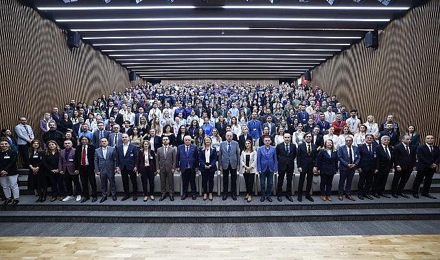 Başkan Ovalıoğlu, Personeliyle Bayramlaştı