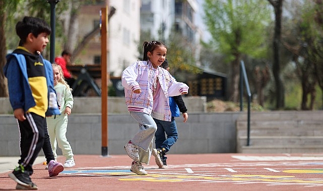 Buca’da her mahalleye bir Çocuk Oyun Sokağı