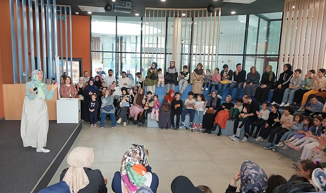 Çocuklar, masal diyarına yolculuk yaptı