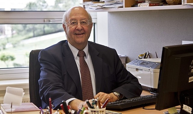 Geleceğin inşası Bornova’da masaya yatırılacak “Demokrasi Yoluna Dönüş” paneli 7 Mart’ta