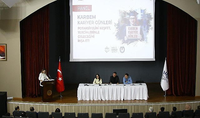 Başkan Kınay’dan Gençlere Tavsiye: “Hiçbir Şeyden Vazgeçmeyin”