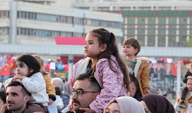 “Elif’in Düşleri” 23 Nisan şenliklerine katıldı