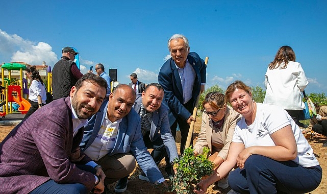 Güzelbahçe’de Sakız Ağaçları Büyüyecek